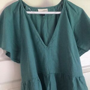 This season Universal Threads green summer flowy dress. Size XL